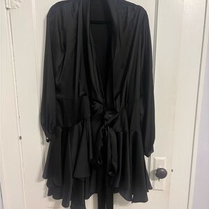 Beulah Style - Size L - mini, plunge neck, wrap dress, short